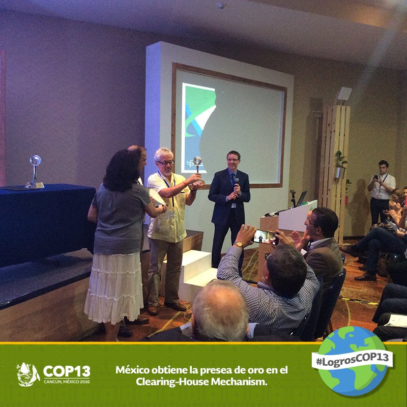México recibe este premio gracias a su significativa contribución a la aplicación del #CDB y su #PEDB 2011-2020. #COP13 #LogrosCOP13