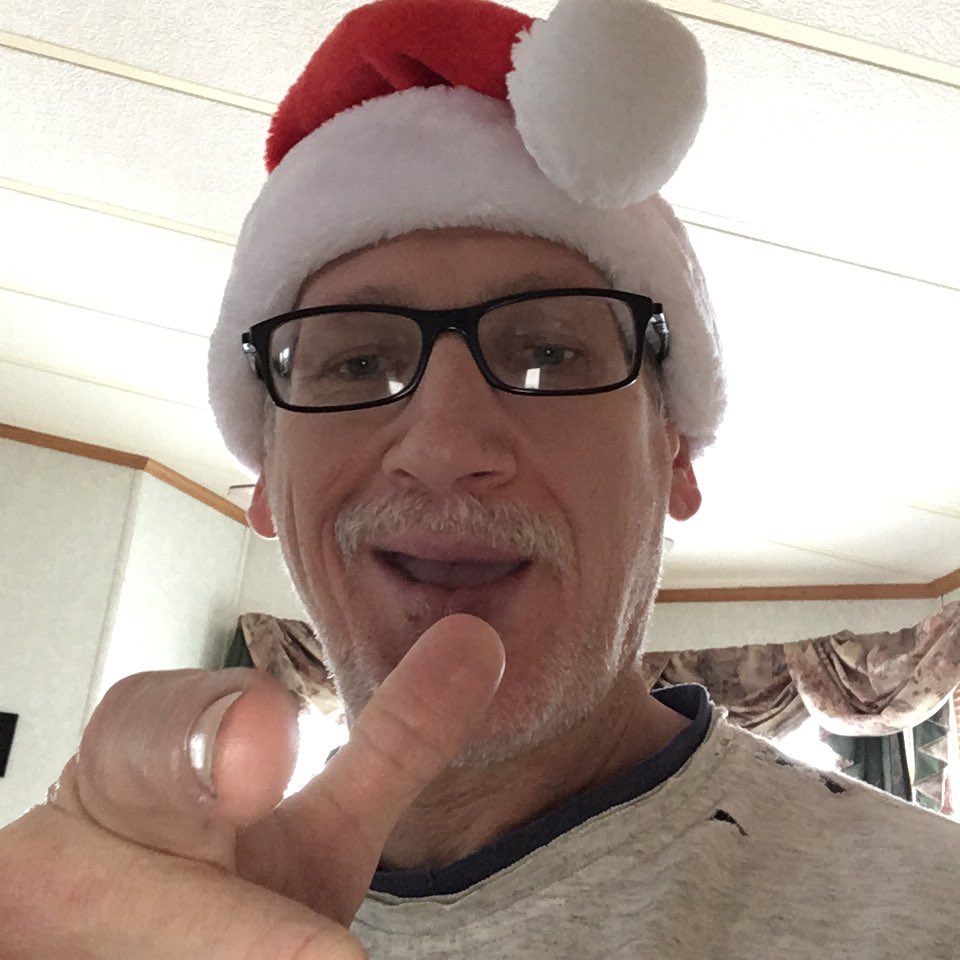 Slade2Rick's tweet image. Don't be a half assed Jingler...Jingle all the way !!