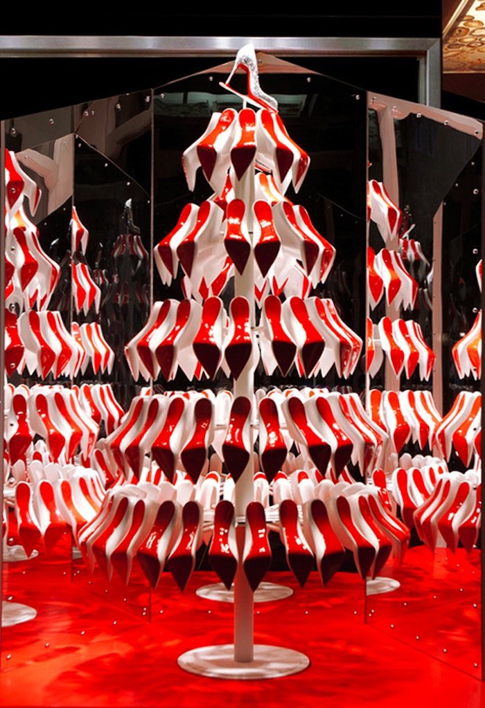 shopMadora's tweet photo. My favorite Christmas tree. 🎄 https://t.co/V0rQLzT6qf