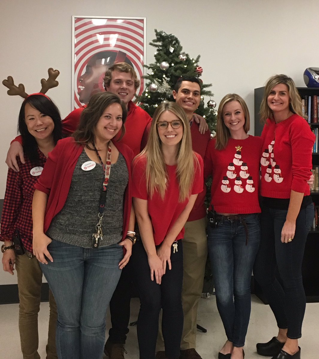 Merry Christmas! 🎁😘 North Irvine