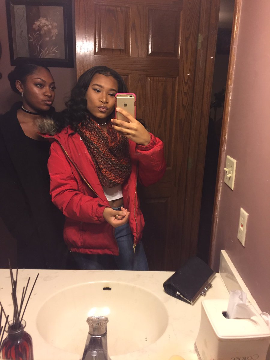 SydneyLauryn_'s tweet image. Wow can ya believe it's been 3 yrs?🤗 #timeflies #gnig