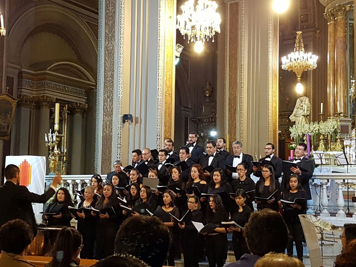eduacm's tweet image. Concierto Navideño!!!
Coro del Apostolado de la Cruz