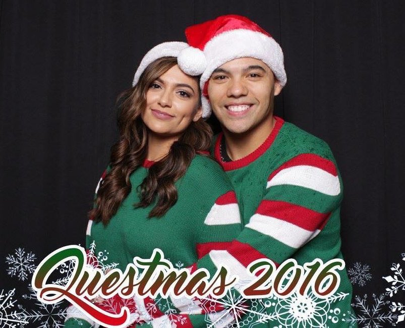 BethMotaBrasil's tweet photo. Novas fotos de natal da Bethany 🎅😍 https://t.co/gBSgwOclxa