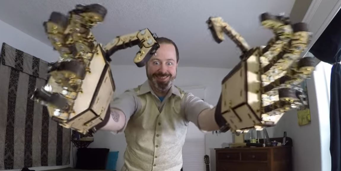 TechShopPGH's tweet image. These Giant Articulated Hands Are Made from 170 Laser Cut Pieces | Make: bit.ly/2iafDmP by @make