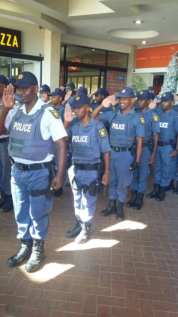 Sa Police Service On Twitter Sapskzn Kwamashu Inanda K9 Unit Railway And Flying Squad Members Ready For For Saferfestiveseason Operations Bridge City Mall Np Https T Co 1gapmi1knu