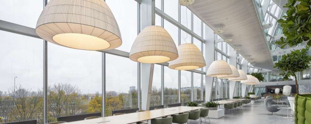 Waarom @PhilipsLight geen lampen meer verkoopt maar verlichting. Dit zijn de voordelen. buff.ly/2htOyt3