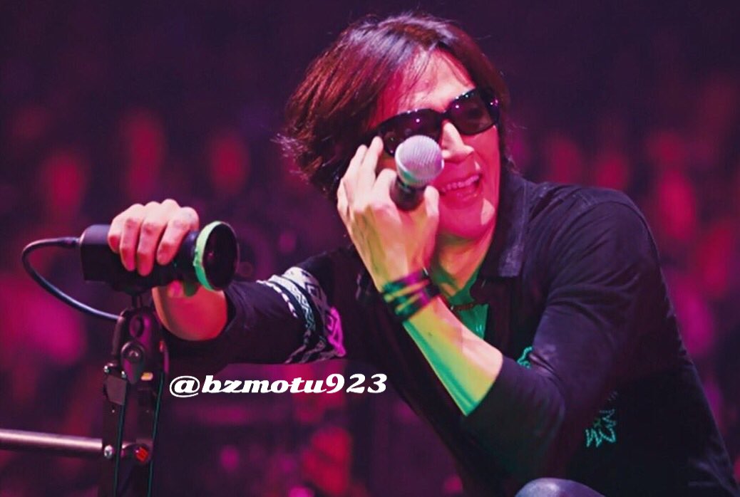 bzmotu923's tweet photo. 今年はやっぱりコレ

#178time
#en3 
#koshiinabalive2016
#高速ベロ 
#今年一番ニヤニヤした https://t.co/fK0ibqE9bz
