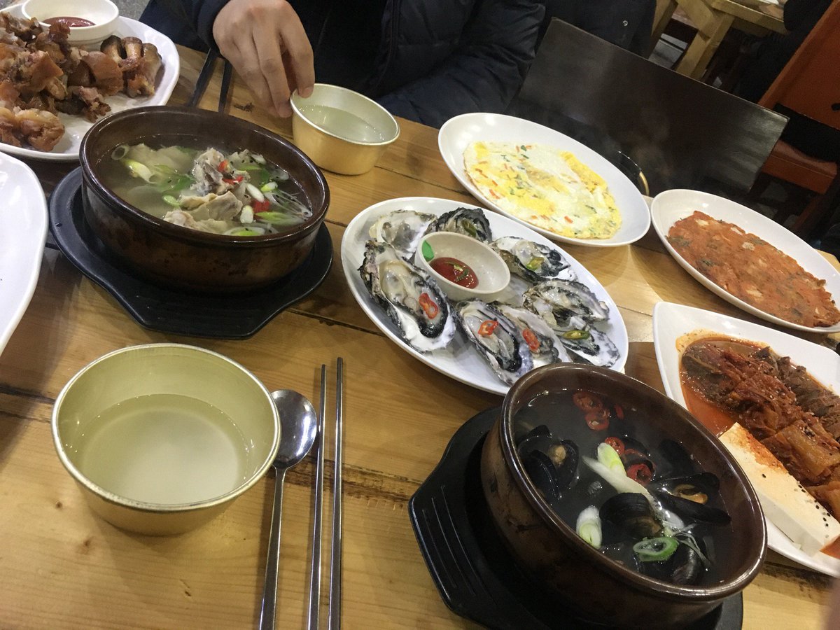 hellogol's tweet photo. 막걸리먹어야지, (@ 옛촌막걸리 in 전주시 완산구, 대한민국 전라북도) https://t.co/gn9asRzwyf https://t.co/0N8WEfnnxS