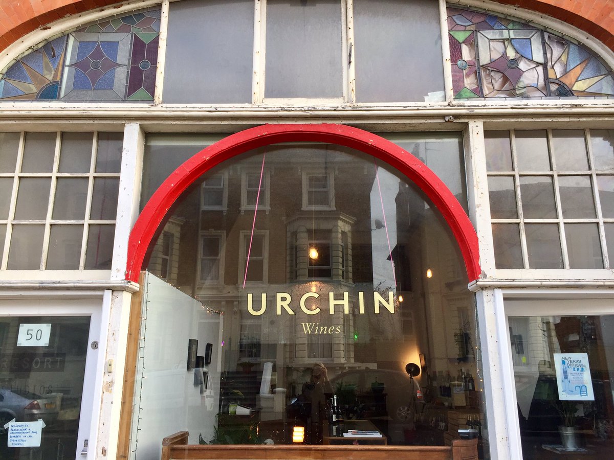 This is it, our final day at @resortstudios ! Pop by and say hello from 12-6pm #Margate #newyearseve #bubbles