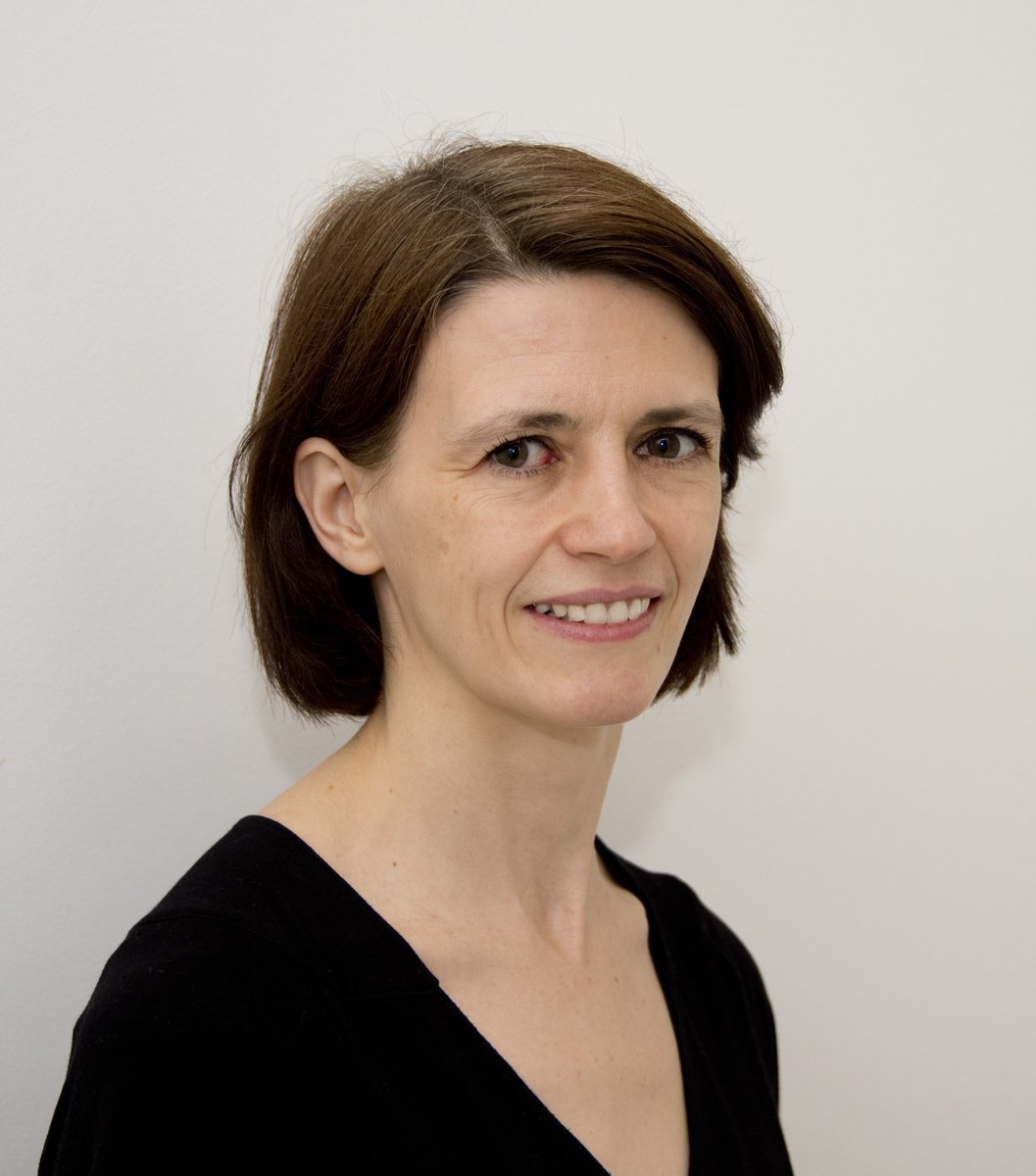 BLpressoffice's tweet photo. Congrats @britishlibrary's Dr @ClaireBreay on her MBE for services to Medieval History in the 2017 #NewYearsHonours! https://t.co/yAmwNKRkkB https://t.co/yr9nqBbEST