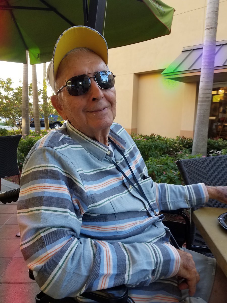 MABardino's tweet photo. Thank you, 2016, for bringing my dad back2me.
You weren't so bad, after all 😙
#IrreplaceableDad
#Alzheimers https://t.co/pTAbAwfc4F