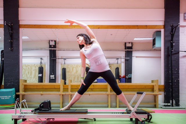 FittaMamma's tweet photo. Last workout for 2016? Make it a good one! Get your muscles warmed up &amp; your heart pumping @LottieKeble https://t.co/ztSCGIr8PU