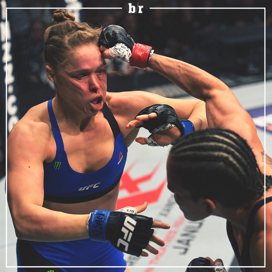 C0_jOzQWgAAuMW_.jpg:large