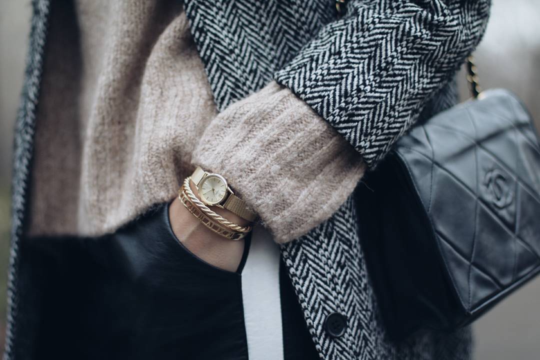 the countdown has started... so excited for 2017!🌟💫 #2016 #2017 #HAPPYNEWYEAR