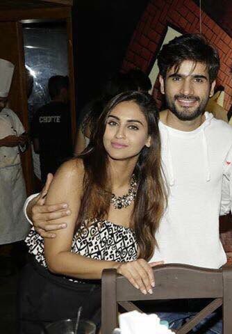 SJ___xx's tweet photo. 👫💖 #BestOfKryanIn2016 https://t.co/OIfZYLAZfl