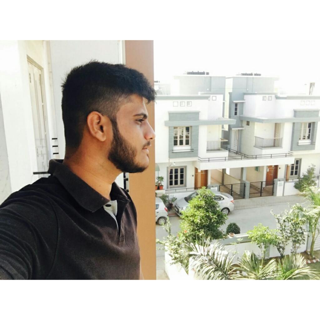 suthar_jash's tweet photo. Damn this year held some of the happiest and saddest moment's i've  ever experienced https://t.co/EU8LPVHv2W