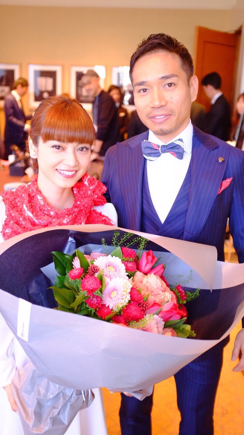 Yuto Nagatomo 長友佑都 平愛梨さんと結婚します みなさん今後ともよろしくお願いします Mi Sposo Con Lei T Co Gcjodatjy3 Twitter Yuto Nagatomo 長友佑都 平愛梨さんと結婚します みなさん今後ともよろしくお願いします Mi Sposo Con Lei T Co Gcjodatjy3 Twitter