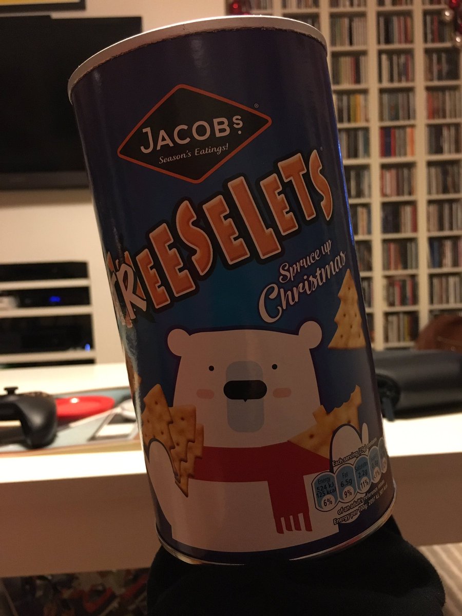 snapper_thommo's tweet photo. Just for the record when the kebab shop and the chip shop are closed at 2am these are a great substitute! #cheeselets https://t.co/RJxsJljbti