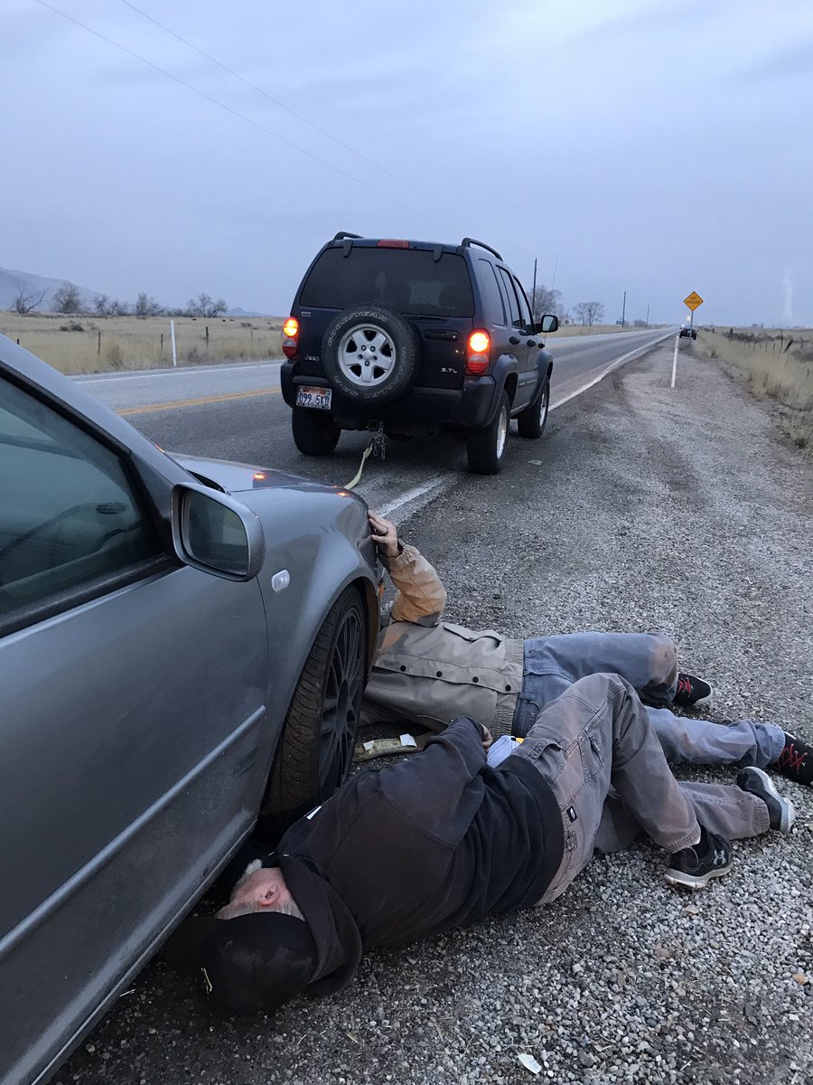 ThatMadei's tweet photo. Just in case you were wondering how my Christmas Eve eve was going.. https://t.co/T6PREjM1P4
