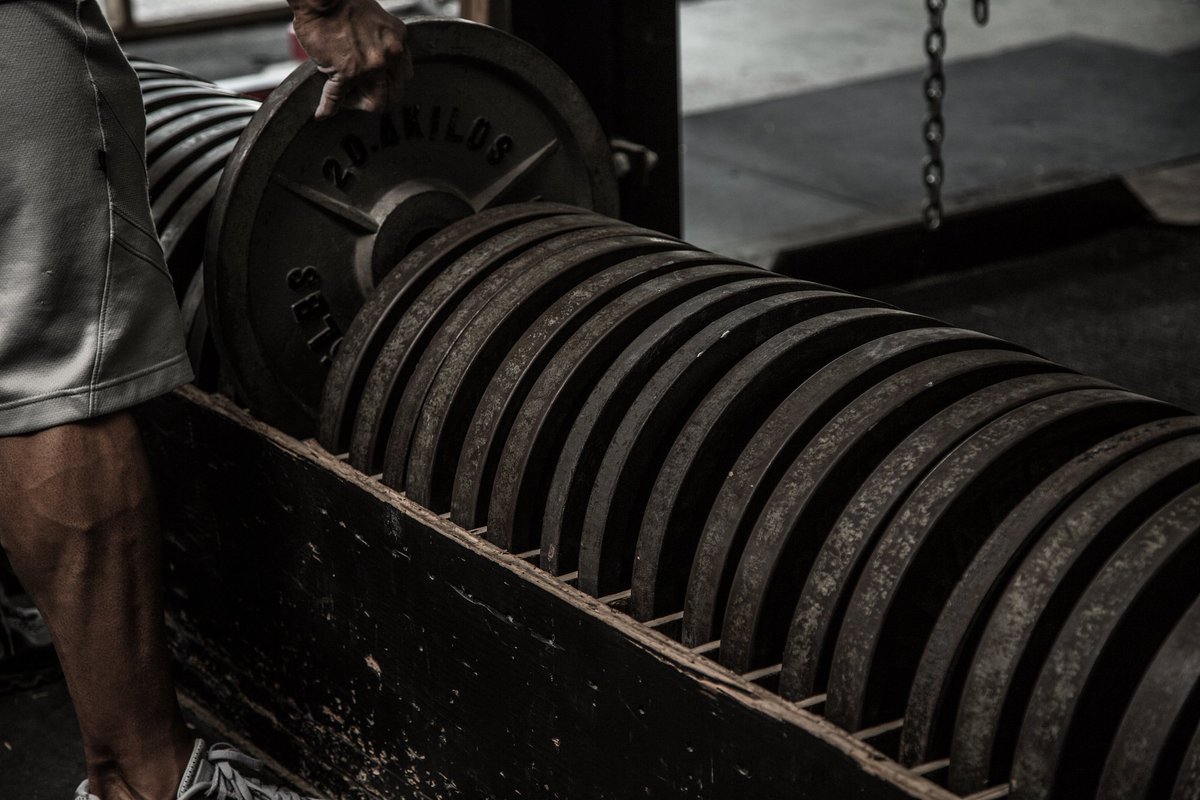 Team_ABB's tweet photo. Be honest – how many of you out there would skip out on Christmas morning just to hit the gym? https://t.co/5mgwLC8hmX
