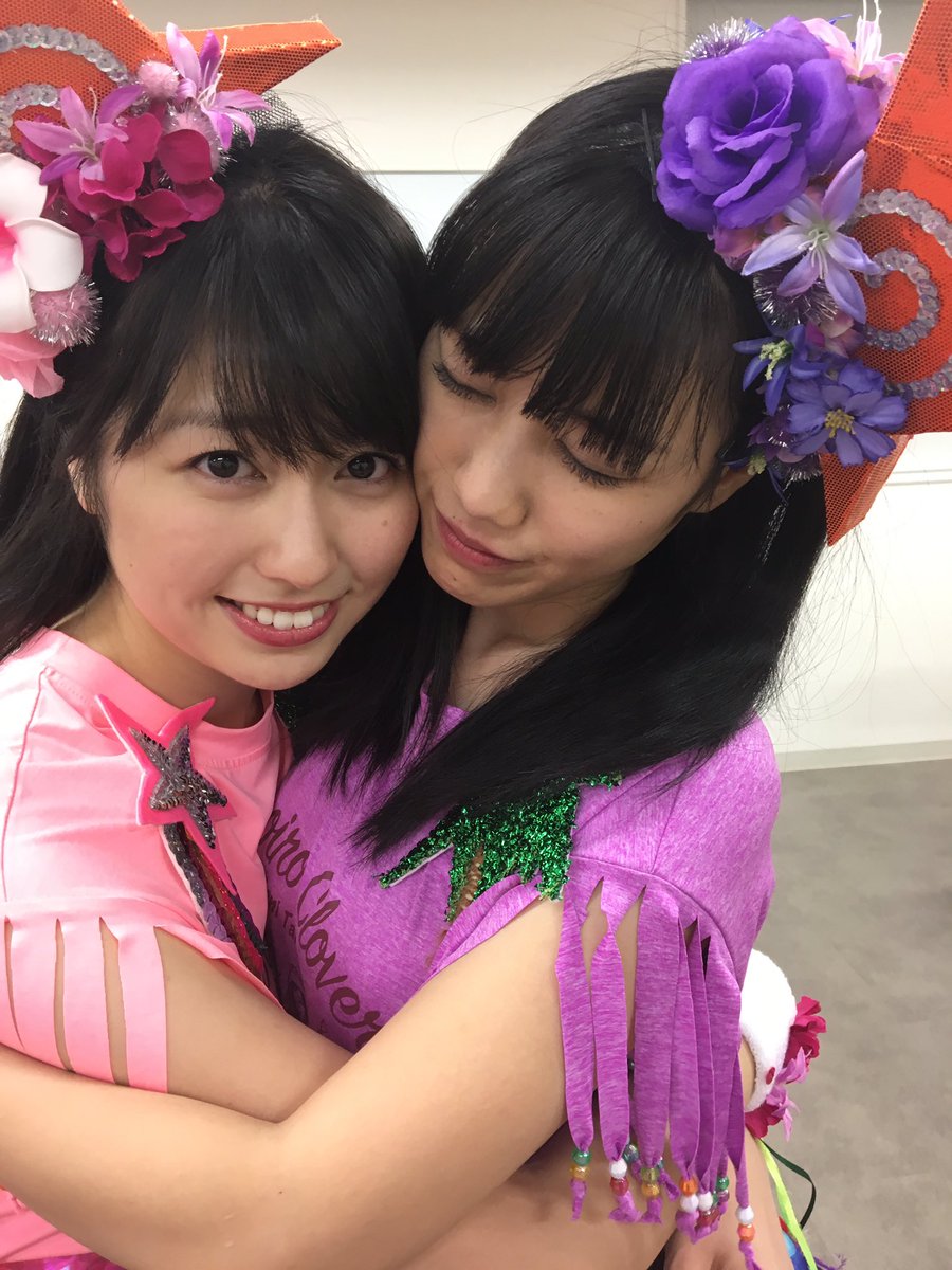 mcz517_official's tweet photo. ももクリ2日目BU メリーイBU #ももクリ2016 #momoclo #てまきパーク https://t.co/JlXFxCeczp