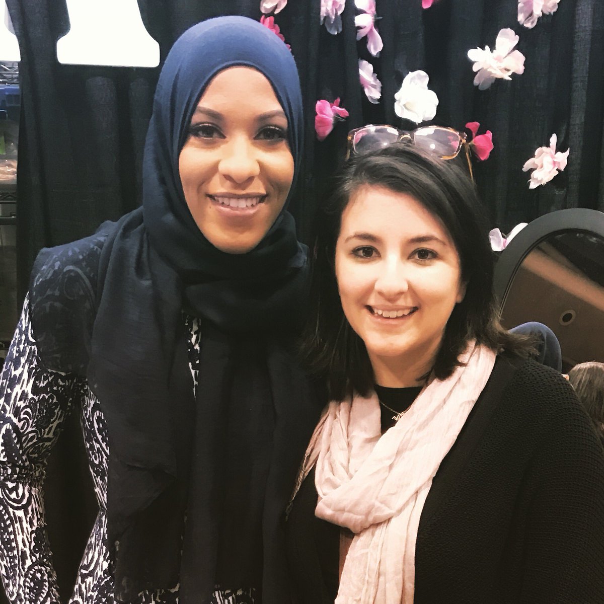 oliveeterable's tweet image. Nos enfants auront la chance de grandir en ayant des modèles qui n'ont pas hésité à casser les plafonds de verre. Article à venir 💛
#RIS2016