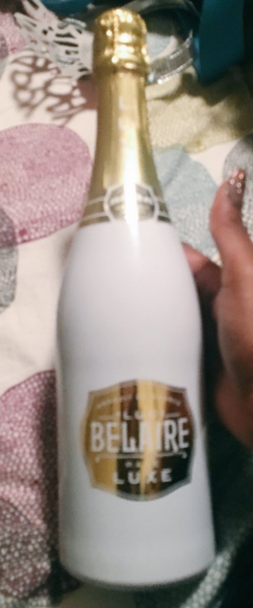 looklightbiht's tweet photo. Beat me there #CitiesFriday ITS MY GDAYYYYYYYY TURN UP https://t.co/rX9zztneX3