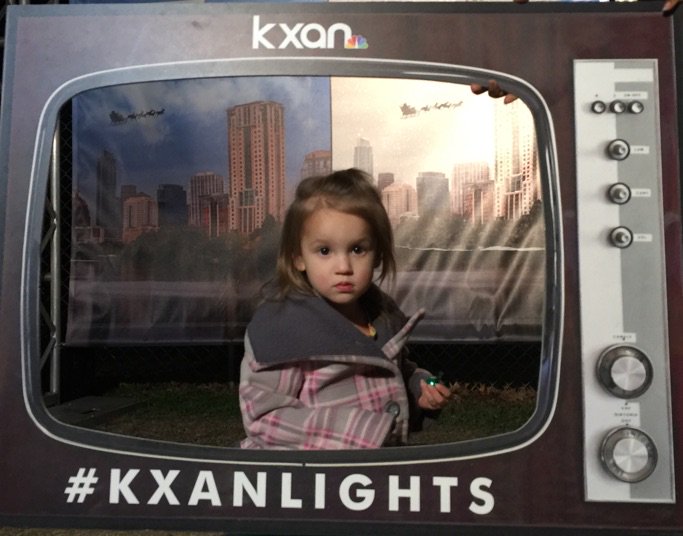 Velich's tweet photo. #kxanlights https://t.co/IlrdPP9YEs