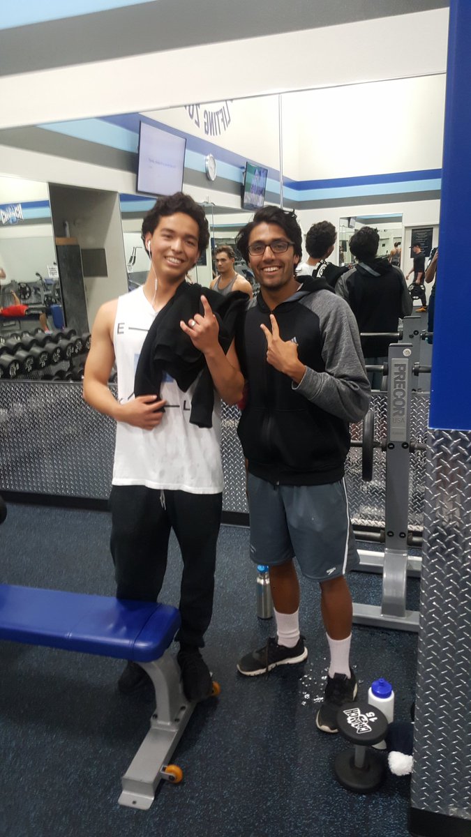 sukhmoney2's tweet photo. Alex's gains made me squirt all over the place, GG bro @AssassinsCBAD https://t.co/fp2bBZWvVH