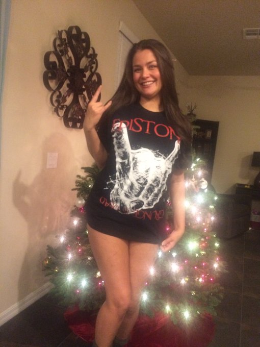 Showing a little love to my bud @themarkbryant from Epistone Merry Christmas miss ya guys! https://t<a class="tags" target="_blank" title="On Twitter" href="/?out=eyJ0eXAiOiJKV1QiLCJhbGciOiJIUzUxMiJ9.eyJpYXQiOjE3MjA4NTAxNTIsImlzcyI6InR3cG9ybnN0YXJzLmNvbSIsIm5iZiI6MTcyMDg1MDE1MiwiZXhwIjoxNzUyMzg2MTUyLCJyZWRpcmVjdF91cmwiOiJodHRwczovL3R3aXR0ZXIuY29tL3RoZW1hcmticnlhbnQifQ.dYqDY8vTAykRF-QUIq3jyGZbxMI2M3yASQzEQMpnEyOo-nBsbHyJH6-b19ucIz4f3dztWhO2UI6LJo-gl8H2NQ">@themarkbryant</a><a href="/tag/girltime"class="tags"><span>#girltime</span></a><a href="/tag/nsfw"class="tags"><span>#nsfw</span></a>