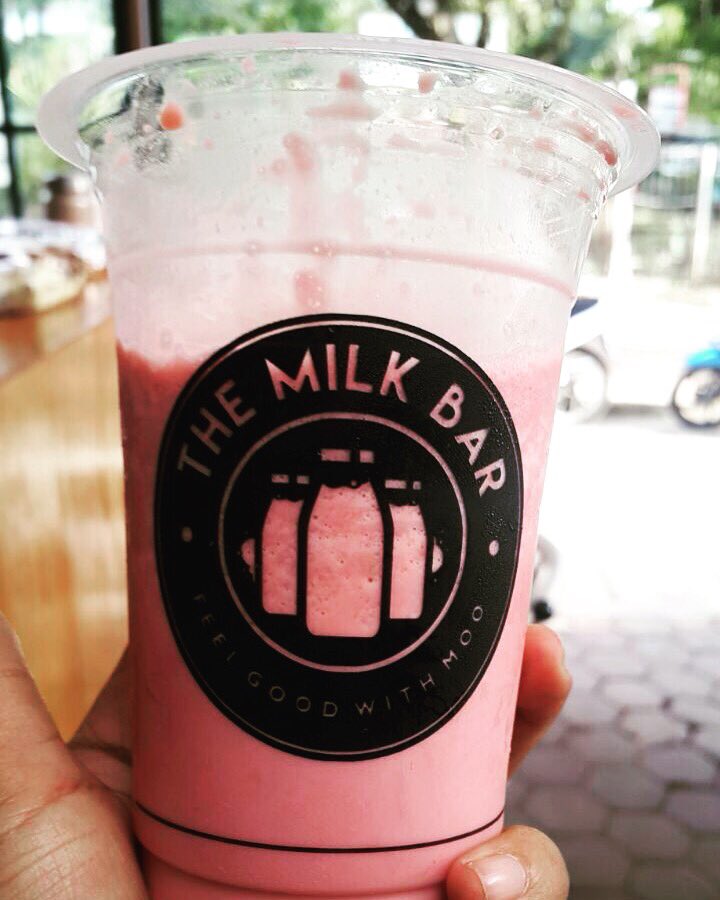 We're open, yuk mampir ke jln Sultan Tirtayasa 27, belakang total buah gempol, banyak menu baru loooh, see yaa.☺️