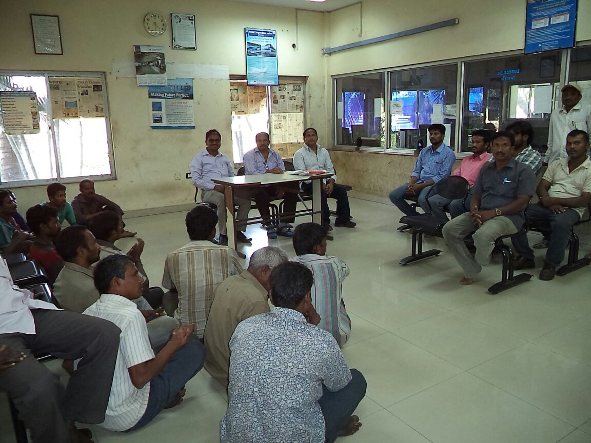 SAILsteel's tweet photo. #cashless workshop at SAIL Vizag Warehouse. 
#IamSAIL #DigiSAIL
@ChBirenderSingh @SteelMinIndia https://t.co/W3nyjFPyQ1