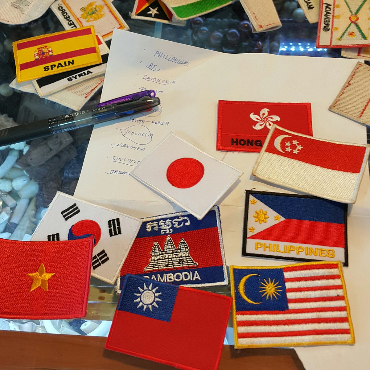 axxaxxpxx's tweet image. Yassss. #Travel #flagpatches