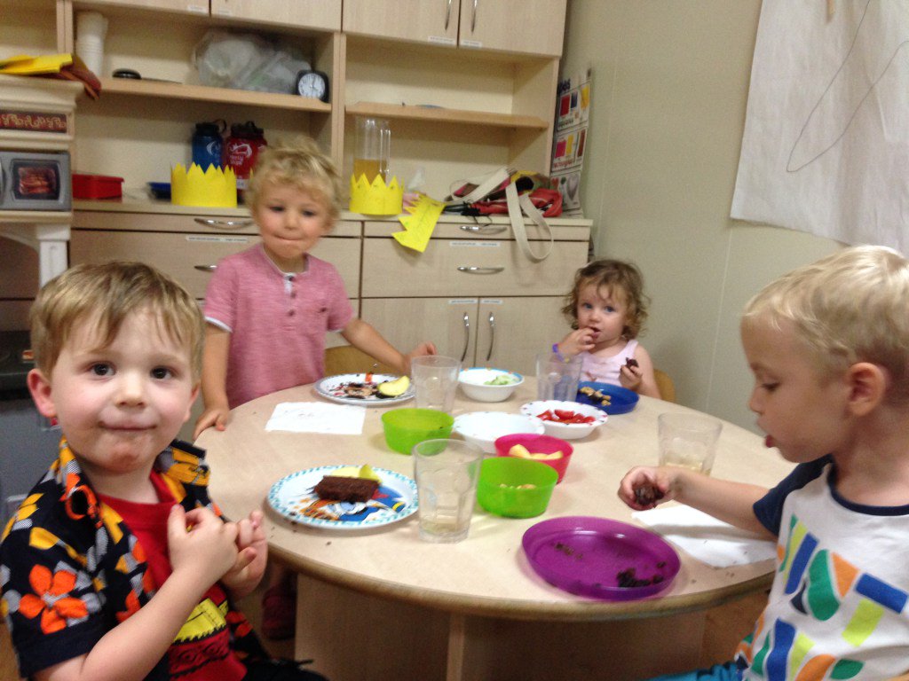 stuartclear's tweet image. Merry Christmas! theclears.net/2016/12/24/mer…