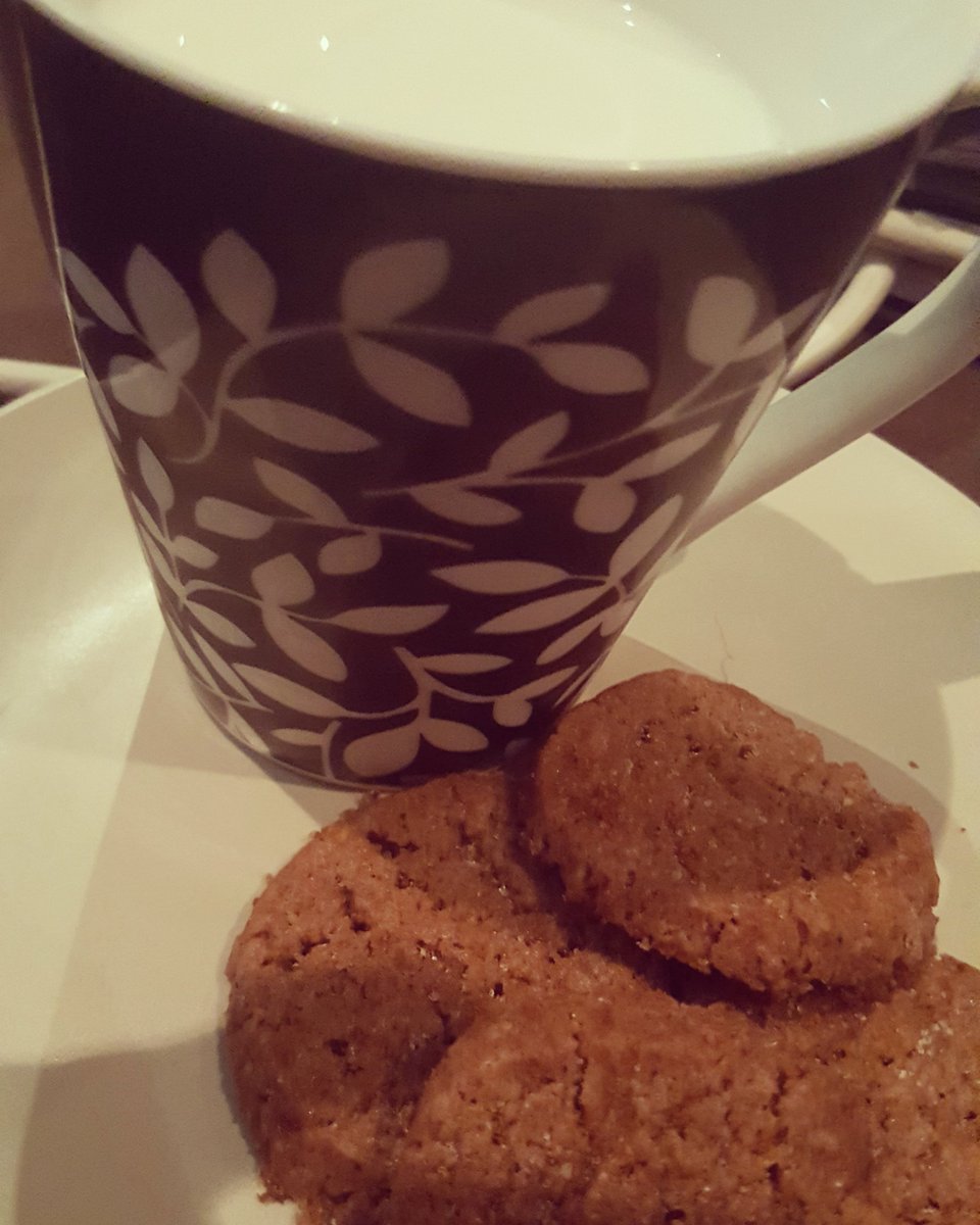 Chrissy_Sym's tweet image. Baked the #cookies drank them with #milk soz Santa looks like you missed out #gettingcoal #defonthenaughtylist #christmaseve #cookies