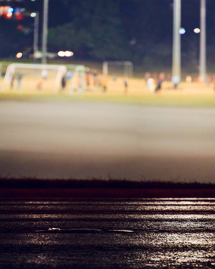 CalebGiki's tweet photo. Asphalt, Fog, Soccer.
.
.
.
.
.
.
Shot with a Sony A6000
#SonyImages
#IG_color
#exclusive_… https://t.co/pEJARv4HM9 https://t.co/XKv5j45Bym