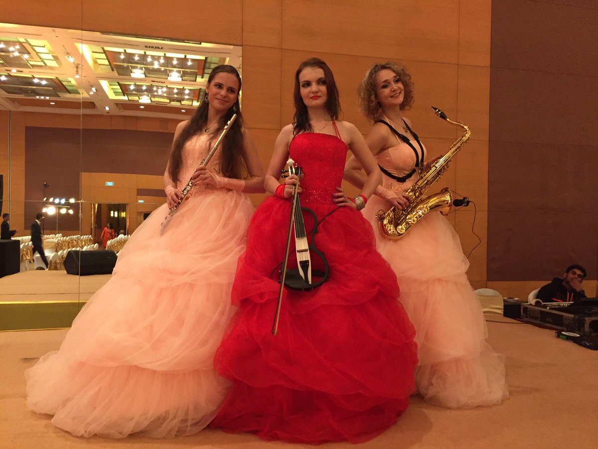 VividLifeArt's tweet photo. #VividHospitality #Events #Wedding Hospitality beyond borders! It's Vivid and it's here! @GrandHyattMum https://t.co/cS17bW3Mh8