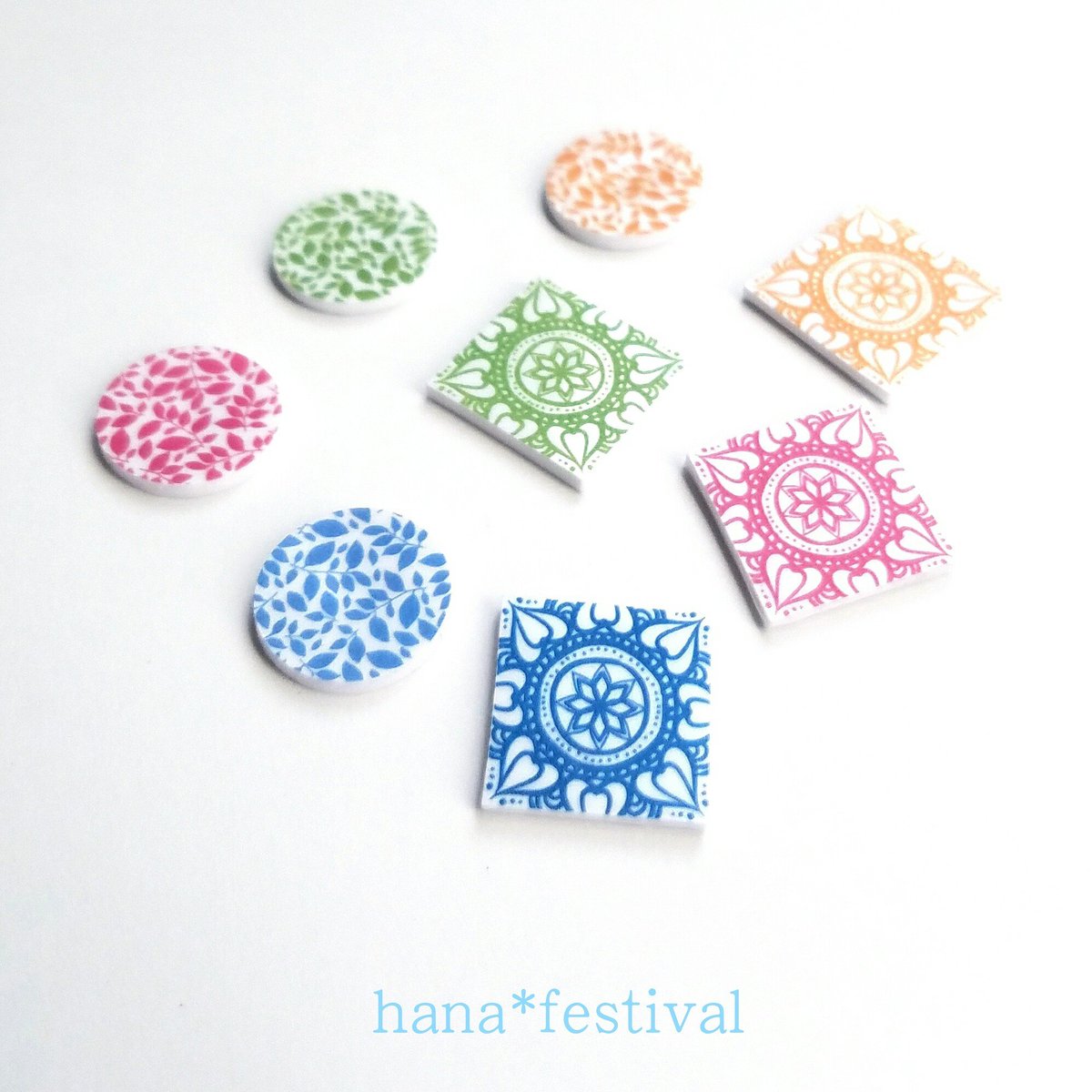 Hana Festival Lupopo 手作市場町田マルイ店委託 白色花色 最近 白プラバン愛用中 透明より発色が良くてハイセンスに仕上がりやすいです 今回は花モチーフ カラフルにしてみました プラバン プラ版 白プラバン 白 花 ハンドメイド