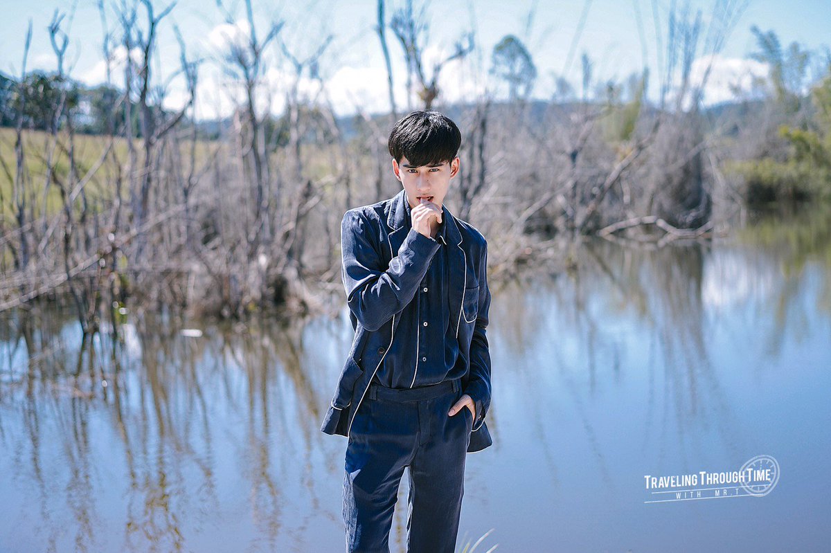 ttoeystudio's tweet photo. All I want for Christmas is ticket~ hohoho 🎅🏻🎄#TTTwithTOEY #HBDTOEY21ST #ttoeysittiwat https://t.co/5uazYHoiGa