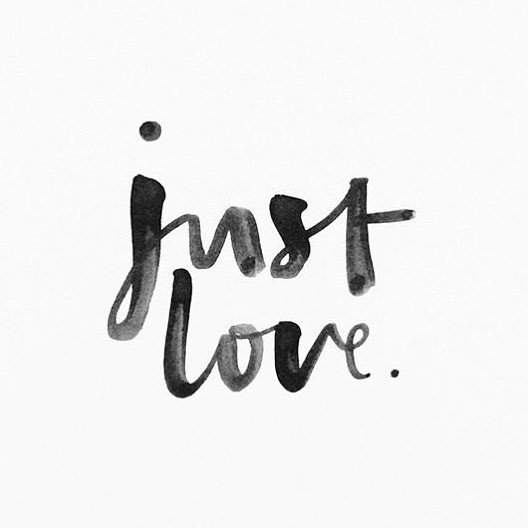 IzzyBeClothing's tweet photo. Just love...❤️ #lovewins #justlove #lovealways #lovealwayswins #izzybeclothing #izzybe #lo… https://t.co/NQsG28wD2z https://t.co/tarjLXEhY1