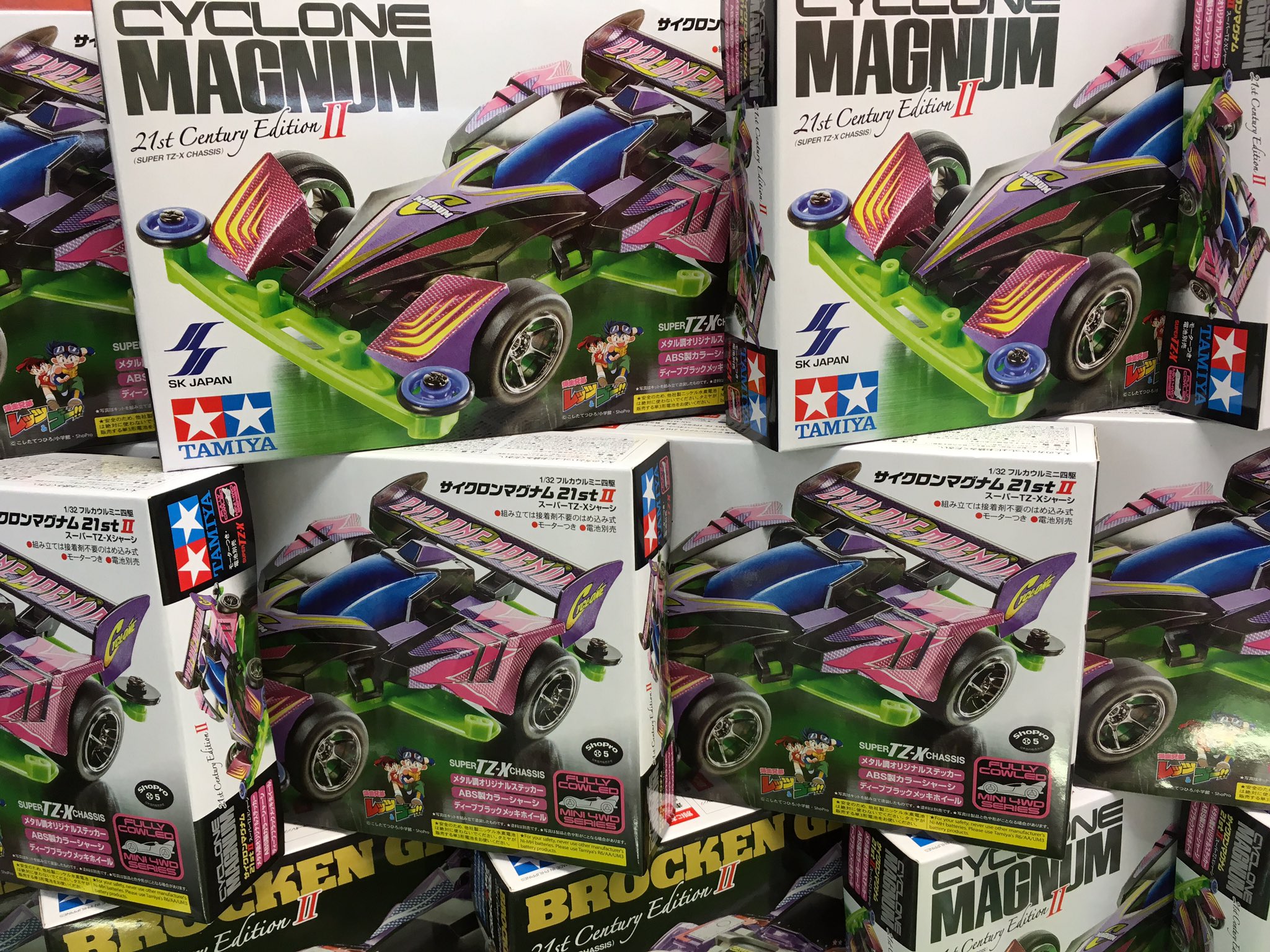 タミヤ サイクロンマグナム 21stエディションII スモーク mini4wd