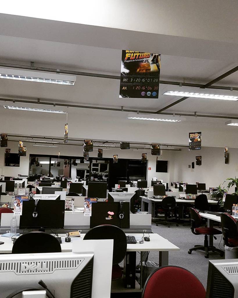 _poiZe's tweet image. Plantão de Natal 🎄 
#boxnet #analista #natal2016 ift.tt/2iq24Ps