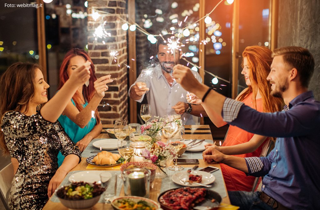 Tasty_Italy's tweet photo. Natale al ristorante: consumi nel segno della tradizione nell’infografica di The Fork https://t.co/qQVUzYSuv6 https://t.co/P1PU9q9I3G