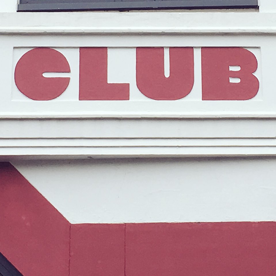 ThinkingType's tweet photo. not the club for me, no, no, no! but have to give old Highbury it’s lettering dues #thatC https://t.co/tOkQVorufs