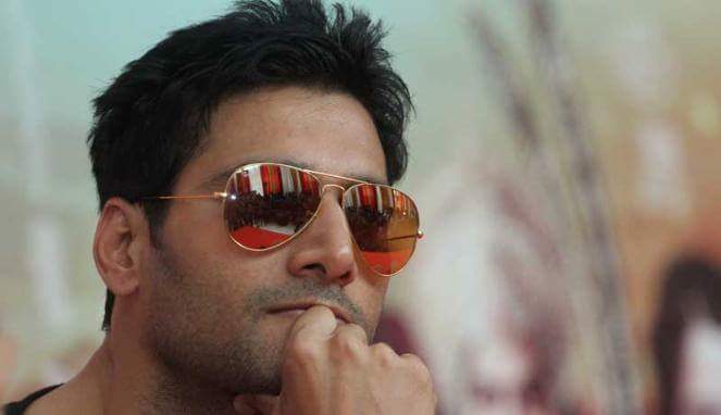 Ahamsharma10's tweet photo. Thinking about Sunday https://t.co/CVqakTkjsp