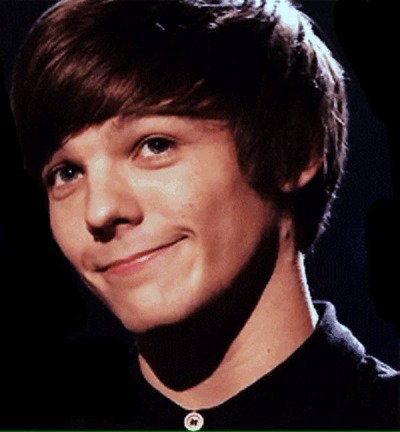 xkinghoran's tweet photo. 6 ans d'écart entre ces photos on dirait qu'elles ont été prises le même jour #HappyBirthdayLouisTomlinson https://t.co/f9BMwESfIy