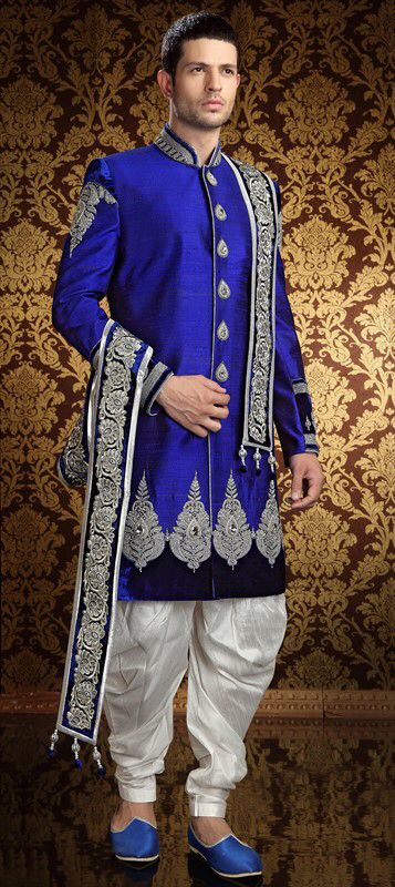 Protoshopp's tweet image. The #Sherwani for men is adorned at marriage for getting the complete look. Buy #Online @ bit.do/cWKcm #styleblogger #christmas