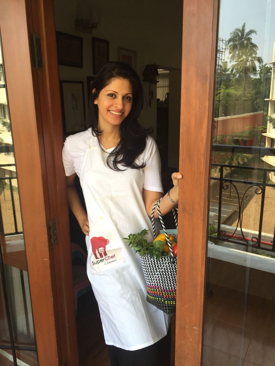 ShvethaJ's tweet photo. Super Chef Chennai is nearly here; stirring the chef in all of us!
#superchefchennai #gorgeous #chefinyou https://t.co/kcLCfOieES