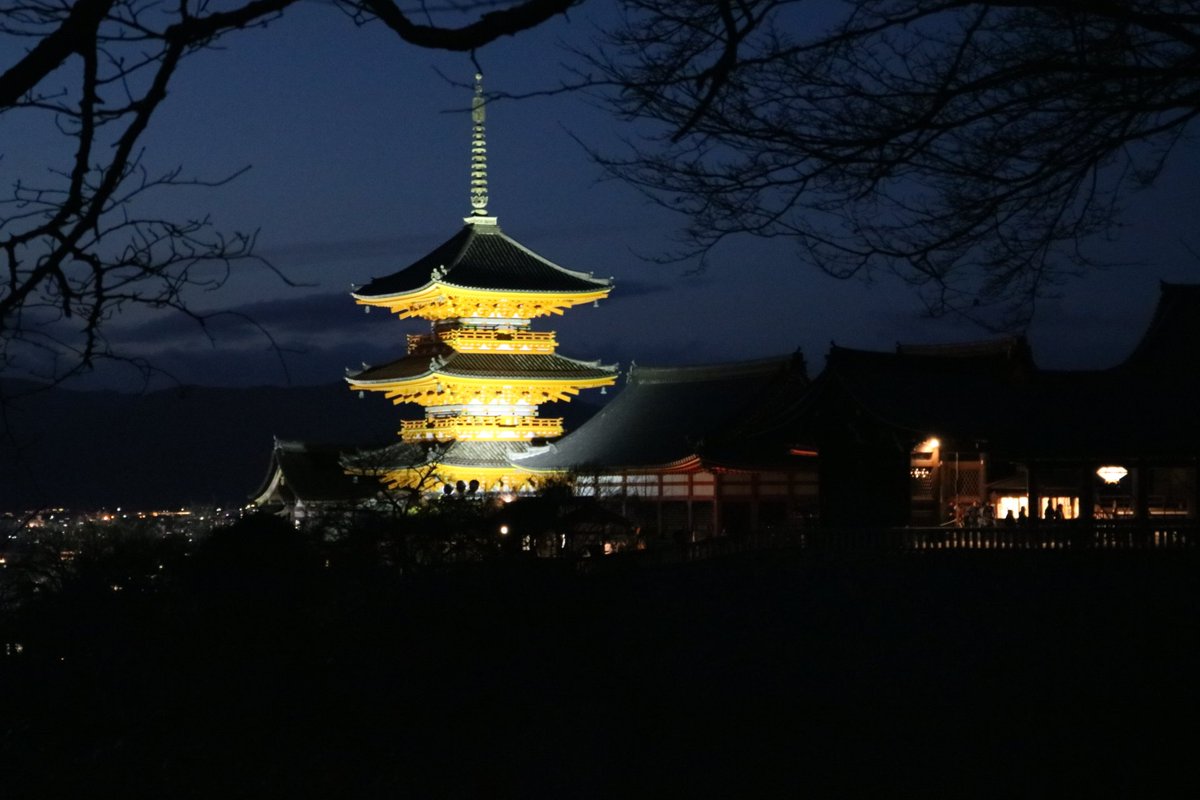 _____77ppe's tweet photo. #イブに京都 #京都旅行 
#清水寺 #金閣寺 #うずまさ映画村  #伏見稲荷大社 
#全部綺麗すぎた #表現できないのが悔しい 
#canoneoskissx8i #カメラ女子 #photography https://t.co/cPmAXCAeWt