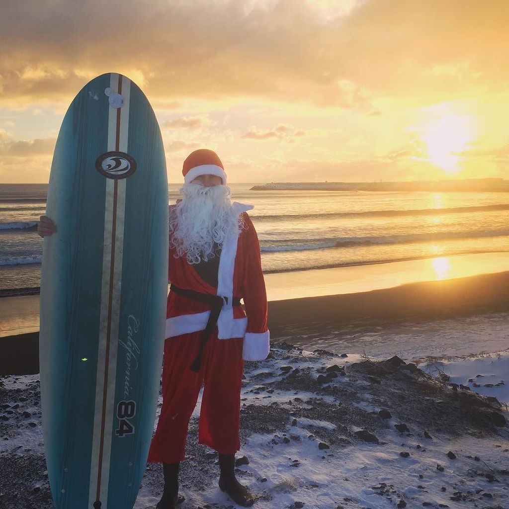 Could not think of a better way to spend Christmas 🏄 Merry Surfing Christmas everybody! .
… ift.tt/2hTGm9m